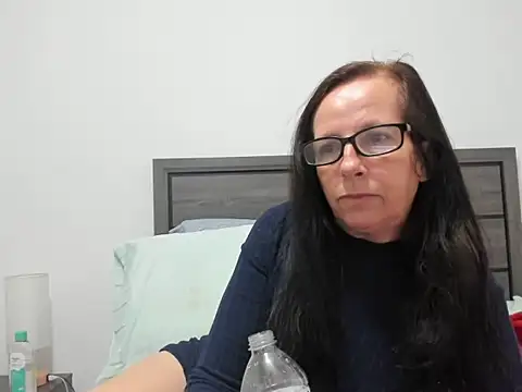 Snapshot of peachgoddess chatting on April 18, 2026, 2:32 pm peachgoddess online show from April 18, 2026, 2:32 pm