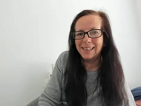 Snapshot of peachgoddess chatting on April 19, 2026, 1:21 pm peachgoddess online show from April 19, 2026, 1:21 pm