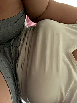 Snapshot of mariabootyyy chatting on October 4, 2025, 8:01 am mariabootyyy online show from October 4, 2025, 8:01 am