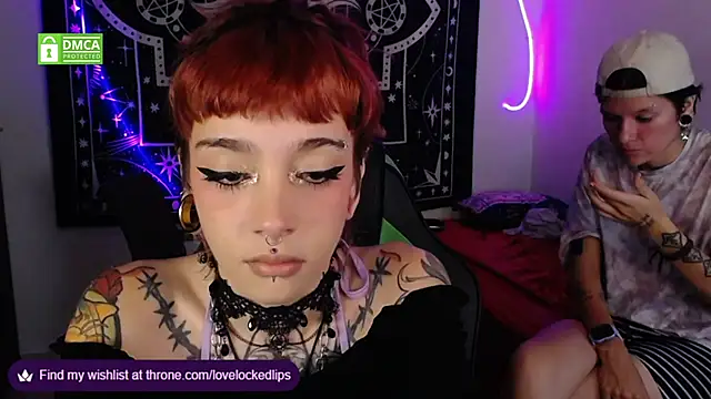 lovelockedlips online show from September 28, 2025, 2:28 am