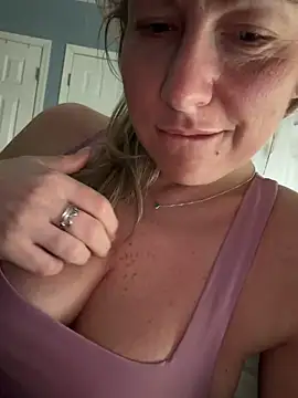 LittleMsMILF online show from March 15, 2026, 6:03 pm