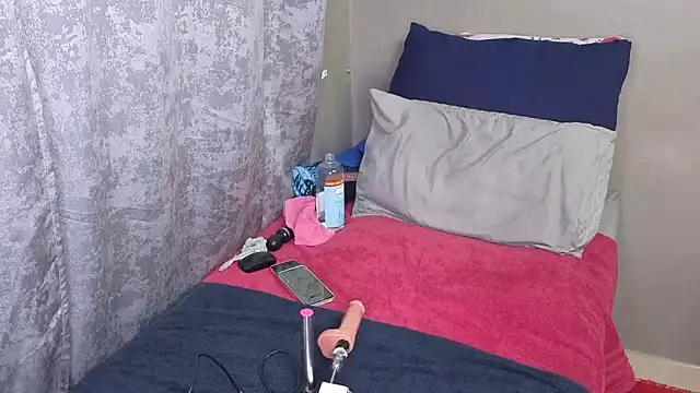 spicybootie online show from October 16, 2025, 4:41 pm