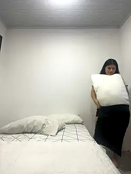 pareja curiosa19 online show from November 1, 2025, 8:00 pm