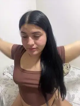 pareja curiosa19 online show from March 24, 2026, 12:32 pm