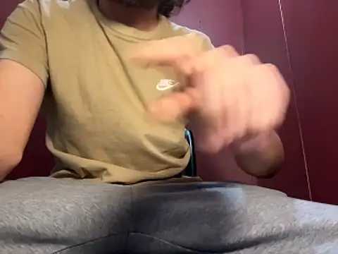 bwcizThrobbing online show from November 21, 2025, 3:38 am