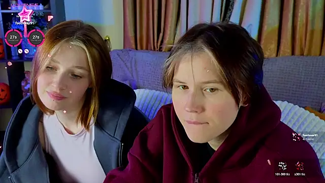 Snapshot of Tara_Lawson chatting on December 4, 2025, 12:03 pm Tara Lawson online show from December 4, 2025, 12:03 pm