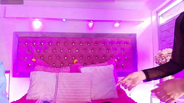 Andy Leex online show from February 1, 2026, 8:07 pm