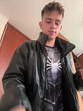 Snapshot of LiamWildx20 chatting on March 22, 2026, 7:50 pm LiamWildx20 online show from March 22, 2026, 7:50 pm