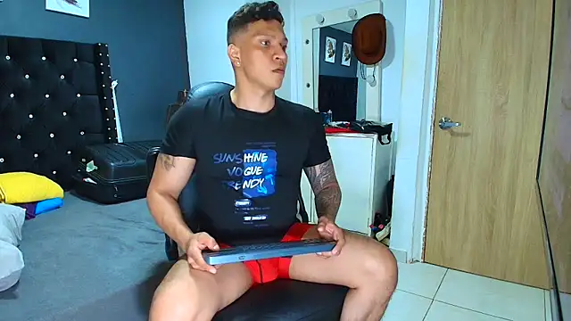 ethan dalton  online show from April 12, 2026, 5:12 am