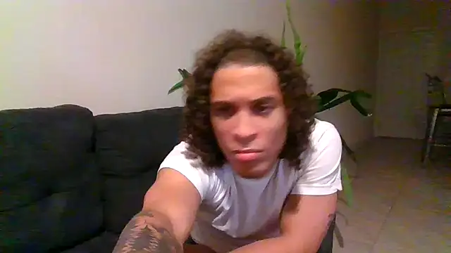 Snapshot of shurthingx chatting on May 15, 2026, 7:59 am shurthingx online show from May 15, 2026, 7:59 am