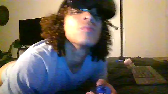 Snapshot of shurthingx chatting on May 29, 2026, 3:37 am shurthingx online show from May 29, 2026, 3:37 am