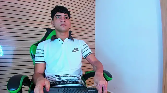 317894 online show from April 13, 2026, 3:39 pm