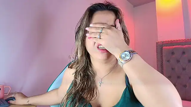 Lia adamsss online show from March 27, 2026, 3:45 am