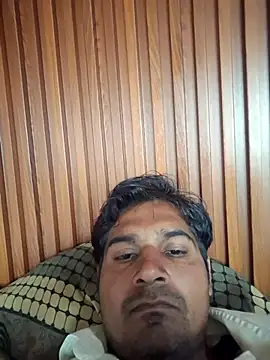 johnny8731 online show from February 20, 2026, 8:49 am