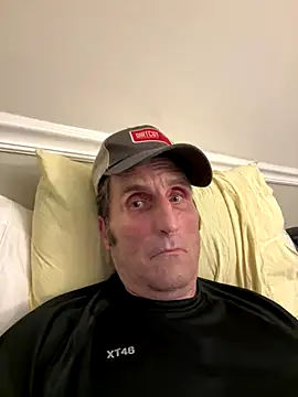 Snapshot of Bw3322 chatting on October 5, 2025, 7:17 am Bw3322 online show from October 5, 2025, 7:17 am