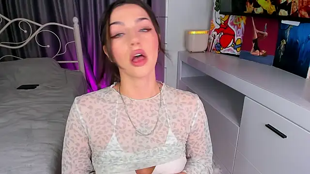 LilFlexxy online show from November 30, 2025, 5:17 pm