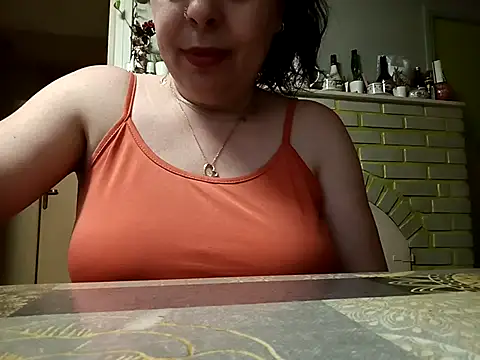 mimi19820 online show from April 7, 2026, 12:16 pm