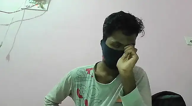 Snapshot of dusky-body chatting on March 16, 2025, 9:58 pm dusky-body online show from March 16, 2025, 9:58 pm