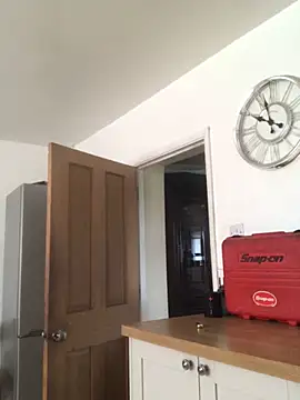 Snapshot of baddieinabenz chatting on April 16, 2026, 8:59 am baddieinabenz online show from April 16, 2026, 8:59 am