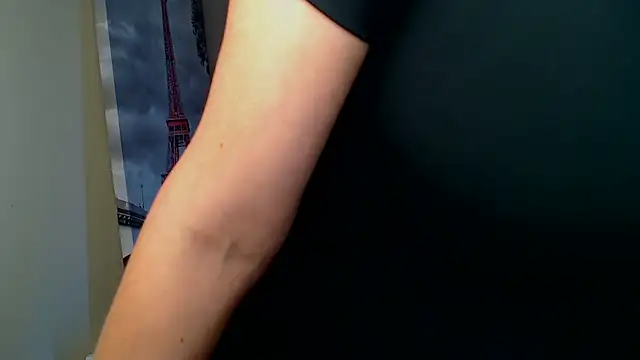 VanessaRey  online show from October 18, 2025, 5:46 pm