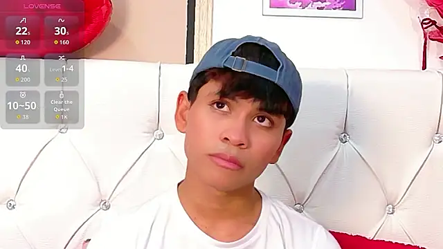 Ethan Westt online show from February 19, 2026, 8:27 pm