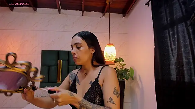 Danna williamss online show from October 10, 2025, 12:48 pm