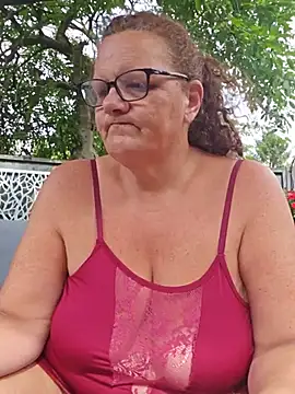 MissQueenBeex online show from July 7, 2026, 8:51 am