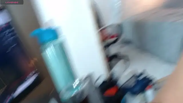 Snapshot of nei_girl chatting on March 4, 2026, 12:00 pm nei girl online show from March 4, 2026, 12:00 pm