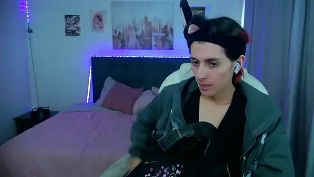 Snapshot of goth_minerva chatting on March 22, 2026, 1:36 pm goth minerva online show from March 22, 2026, 1:36 pm