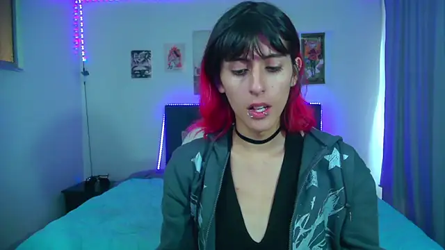 Snapshot of goth_minerva chatting on March 31, 2026, 1:55 pm goth minerva online show from March 31, 2026, 1:55 pm