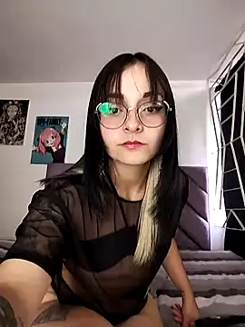 KARINNA  RAVEN online show from March 14, 2026, 10:59 pm