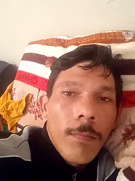 Marcos2402mf online show from November 9, 2025, 6:06 pm