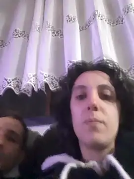 Lusogermancouple online show from December 1, 2025, 6:13 pm