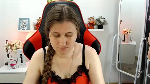 Snapshot of Lucky_Lana chatting on June 26, 2026, 3:22 am Lucky Lana online show from June 26, 2026, 3:22 am