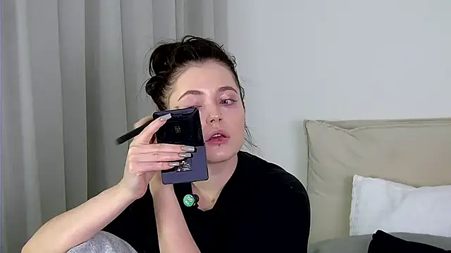 AshleyD  online show from February 15, 2026, 3:03 am