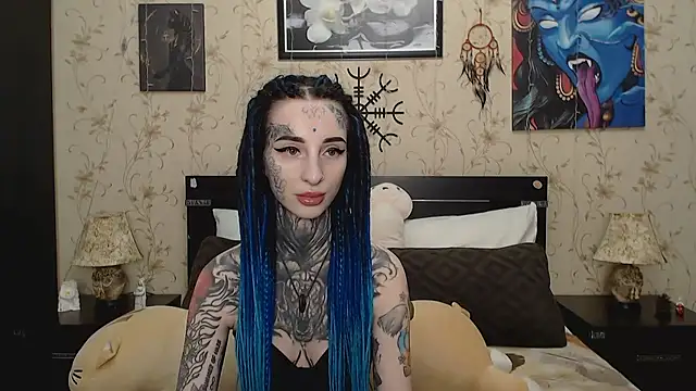 Velvetbat online show from February 15, 2026, 7:05 am