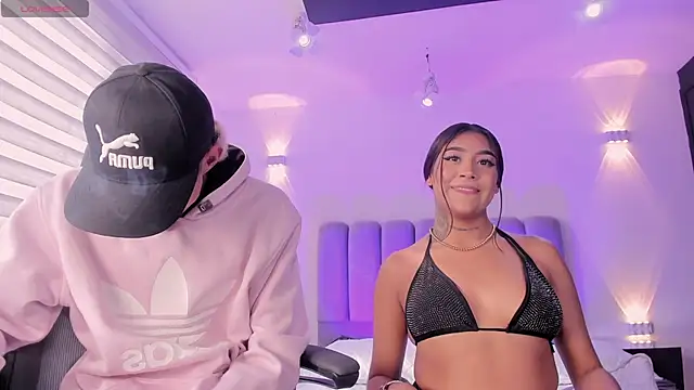 candyandmarilyn online show from September 20, 2025, 8:54 pm