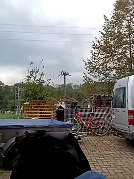 Snapshot of Dokonaly chatting on October 1, 2025, 2:56 pm Dokonaly online show from October 1, 2025, 2:56 pm