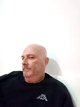 Alexis Bull online show from October 28, 2025, 4:53 pm