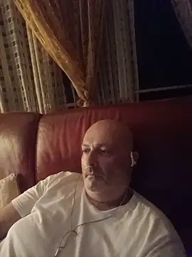 Alexis Bull online show from May 30, 2026, 1:14 am
