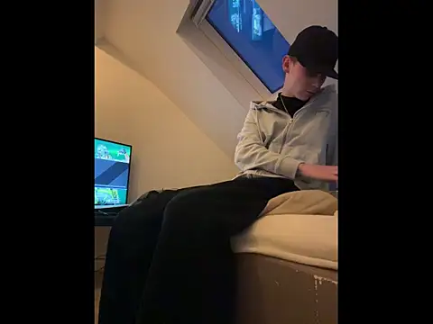 colar55x online show from February 5, 2026, 5:06 pm