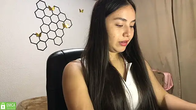 Snapshot of amelia_hall chatting on November 23, 2025, 5:57 pm amelia hall online show from November 23, 2025, 5:57 pm