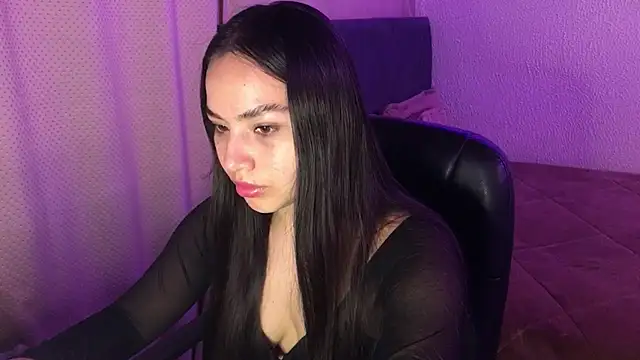 Snapshot of amelia_hall chatting on June 28, 2026, 12:44 pm amelia hall online show from June 28, 2026, 12:44 pm