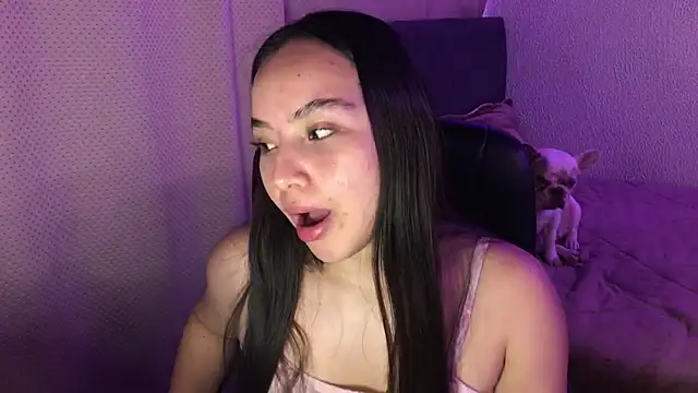 Snapshot of amelia_hall chatting on July 23, 2026, 12:46 am amelia hall online show from July 23, 2026, 12:46 am