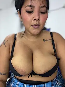 sashaoficial  online show from February 7, 2026, 10:24 pm