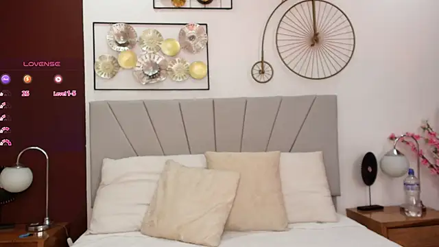 im eli1 online show from February 19, 2026, 7:10 pm