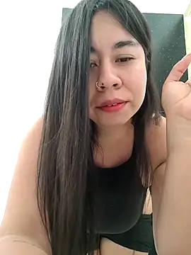 Yuli Mars online show from May 2, 2026, 3:39 pm