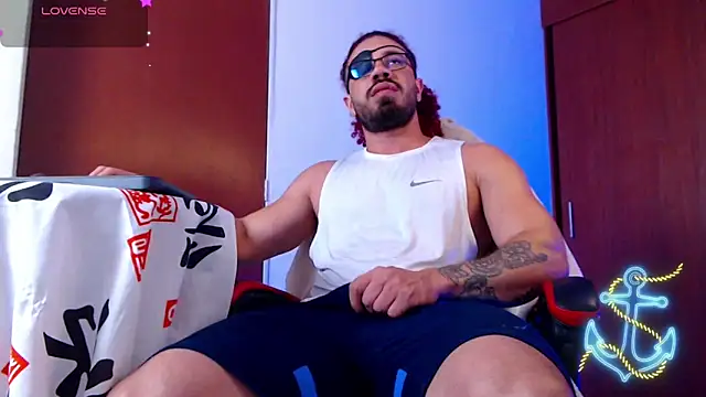 Snapshot of pirata_fitness chatting on May 13, 2026, 2:25 pm pirata fitness online show from May 13, 2026, 2:25 pm