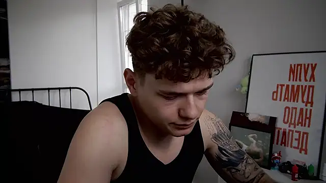 DanyDavis online show from September 23, 2025, 8:28 am