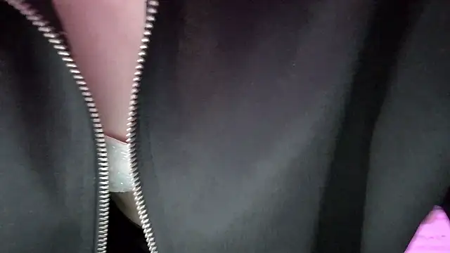 Snapshot of egsr_ chatting on September 13, 2025, 8:25 am egsr  online show from September 13, 2025, 8:25 am